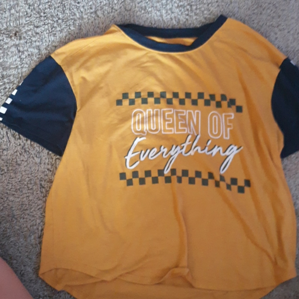 Tee shirt